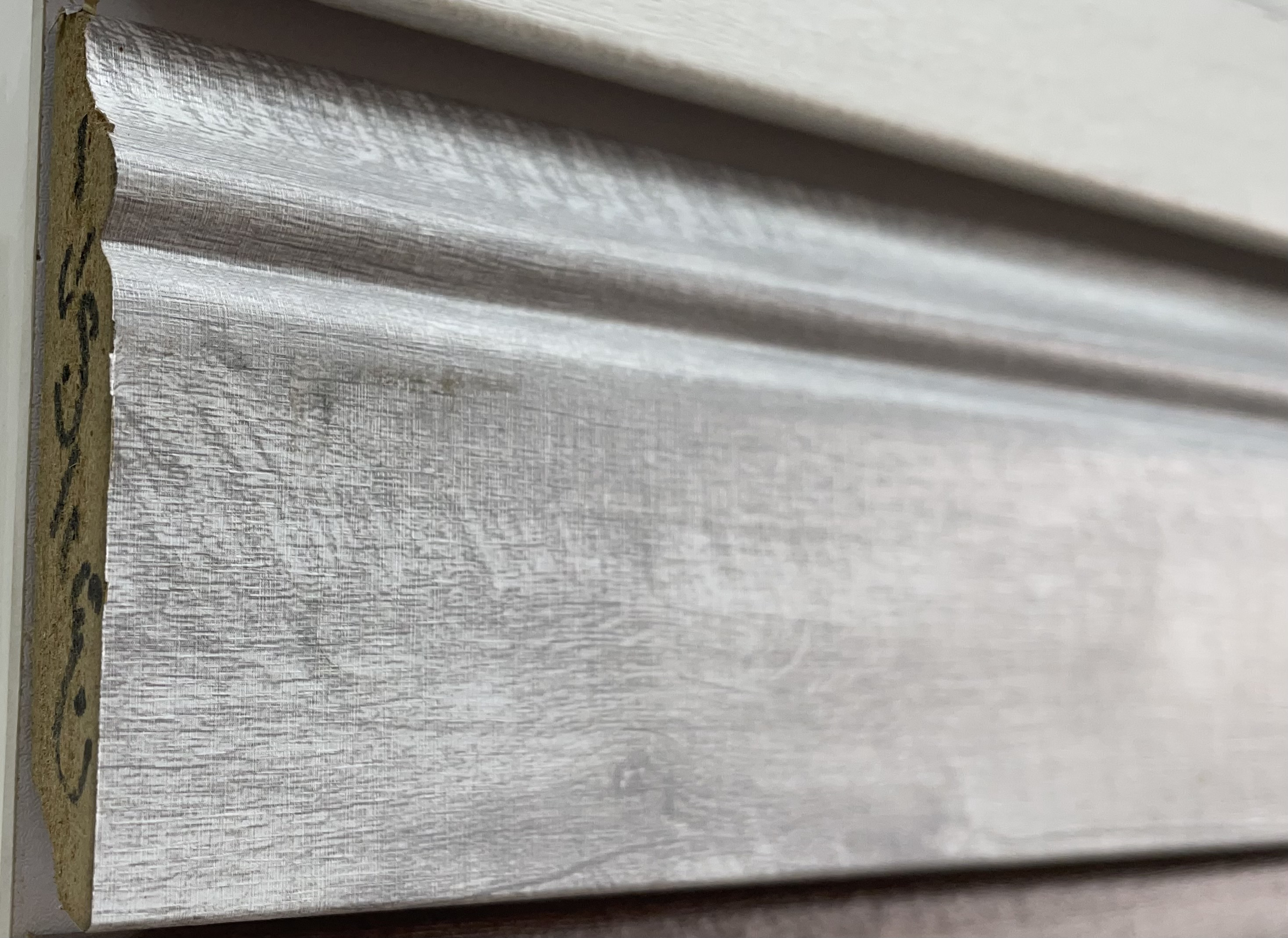 قرنیز 16میل mdf